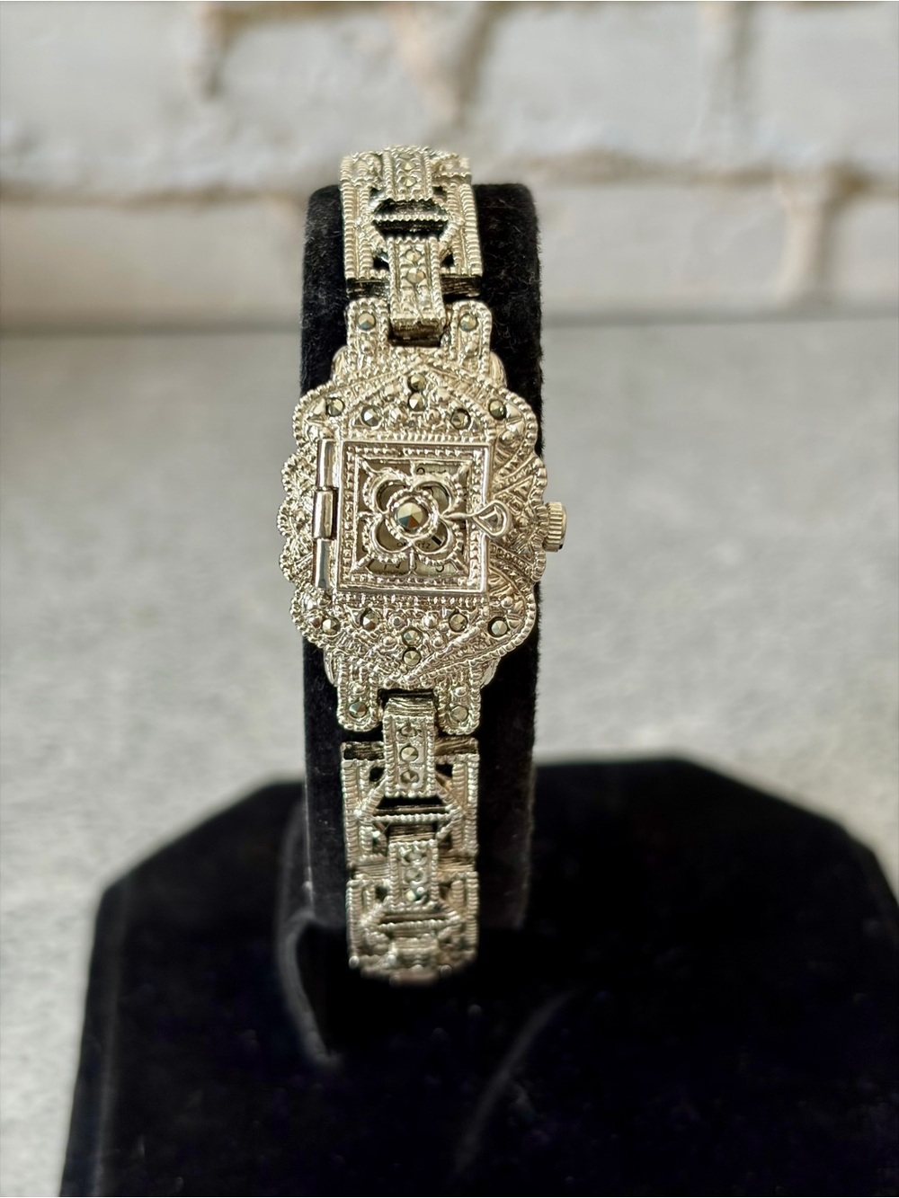 Art Deco Style Ladies Hidden Dial Quartz Bracelet Watch New Battery